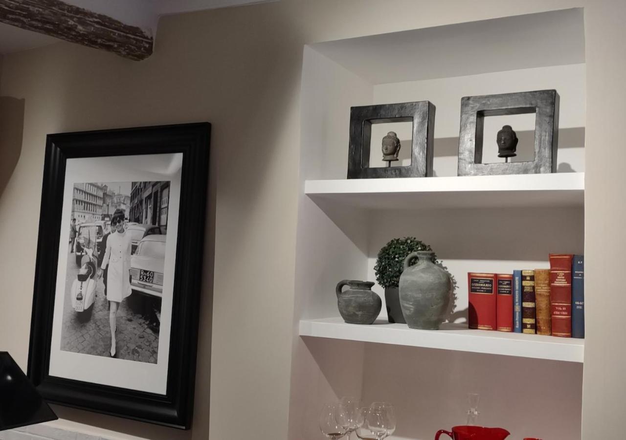 Apartment Paradise In Campo Dei Fiori-navona Square Few Steps From Vatican